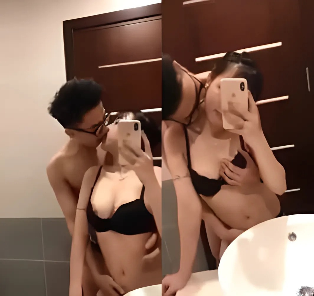 Sweet love to you in front of the mirror