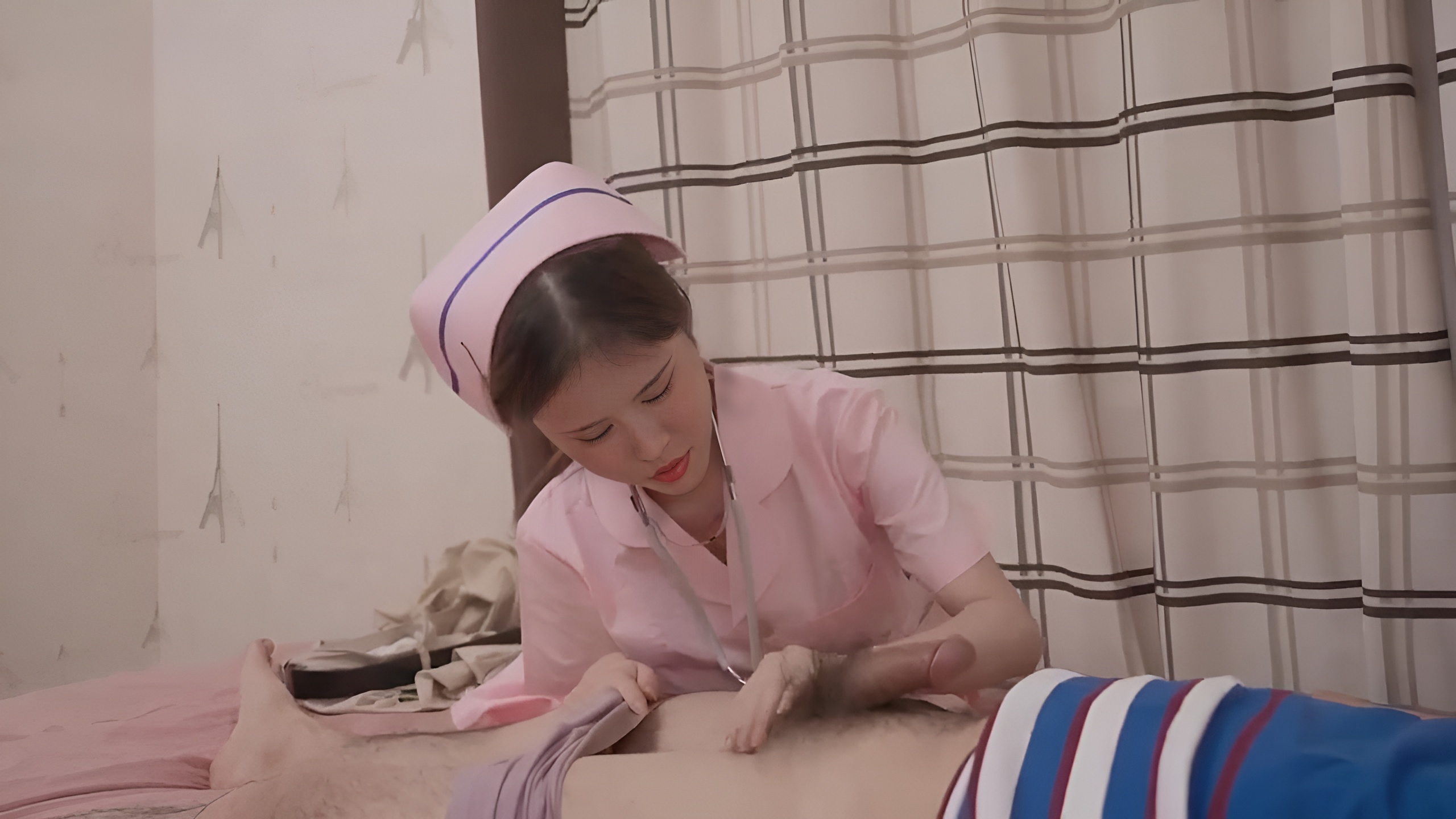 XK-8173 พยาบาลหญิงและคนไข้กับโต้ง